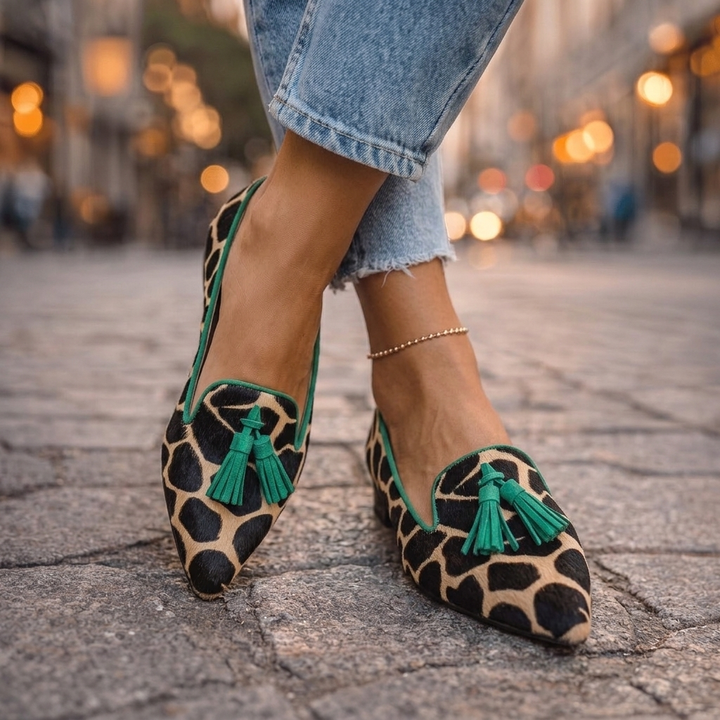 Ondina | Pointed Flats with Tassels